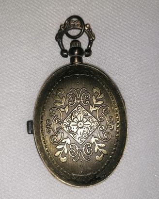 ciondolo orologio stile vintage 