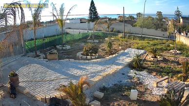 Terreno a triscina,1200metri con casa mobile