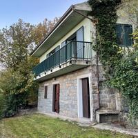 Villetta con terreno e frutteto a 2 min dalla LIDL