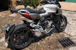 MV AGUSTA STRADALE 800