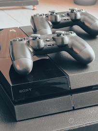 PS4 PlayStation 4 500GB + 2 Controller Originali