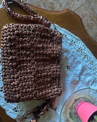 Pochette fatta a mano