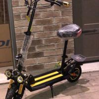 Monopattini elettrici pieghevoli 500Watt