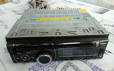 Autoradio sinto CD Clarion CZ100ER non funzionante