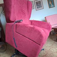 Poltrona elettrica per anziani