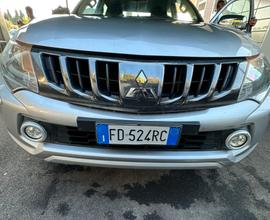 Macchina L200