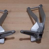 Coppia pedane passeggero mv agusta brutale 990
