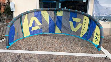 Vela per kitesurf DUOTONE DICE SLS 12 2024 usata