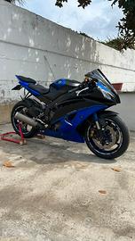 Yamaha r6 race blu 2014