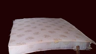 Materasso in lattice naturale,matrimoniale