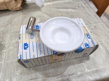 Arredo bagno portasapone ottone e ceramica