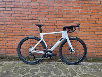 3T STRADA ITALIA ULTEGRA DI2 POWER METER M (54)