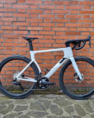 3T STRADA ITALIA ULTEGRA DI2 POWER METER M (54)