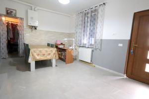 3 LOCALI A BORGOSATOLLO