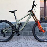 Cube 215 DH –  Taglia L – Condizioni eccellenti