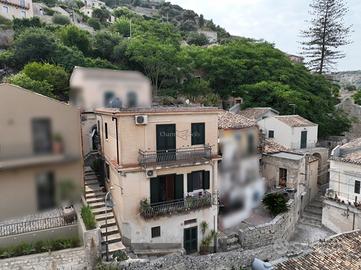 Casa singola a Modica (RG) - Modica Bassa