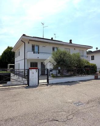 PORZIONE DI BIFAMILIARE A CREMONA