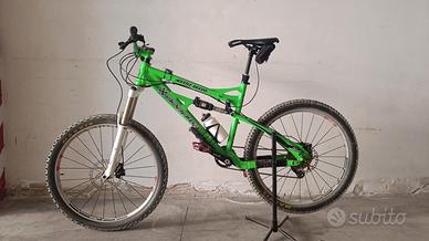 Mountain Bike 26" - Telaio Da-Bomb - Sosp RockShox