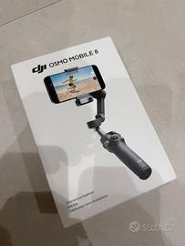 DJI Osmo Mobile 8 Advanced Tracking Combo