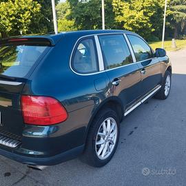 Porsche Cayenne 4.5