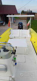 Vendisi gommone 14500 Euro