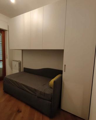 Mobile letto e scrivania