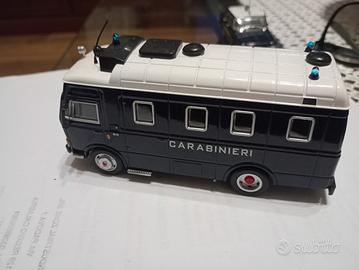 Modellino Blindato Carabinieri 