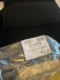 Tappetini su misura Fiat 600 / Jeep Avenger
