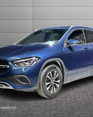 MERCEDES-BENZ GLA 200 d Automatic Sport FH