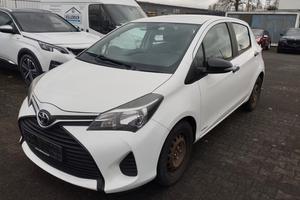 Toyota Yaris 1.0 5 porte Active