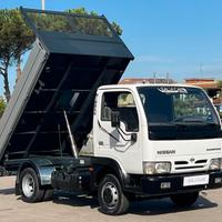 Nissan cabstar ribaltabile gancio traino 2002 cc30