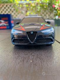 Alfa romeo giuglia qv carabinieri telecomandata