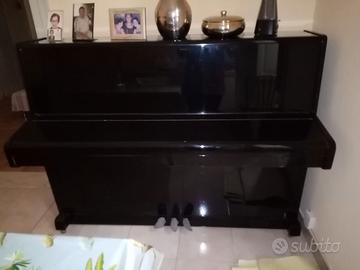 Pianoforte acustico verticale