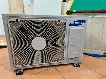 Climatizzatore Samsung Smart Inverter 9000 BTU 