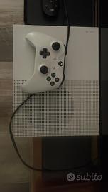 Xbox one s con joystick e alcuni giochi