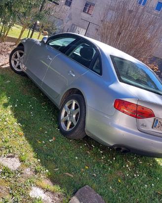 AUDI A4 Berlina 1.8