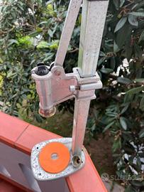 Tappa bottiglie per tappi corona