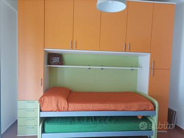 Armadio cameretta con letto a ponte