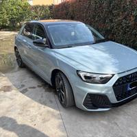 Audi A1 SPB 30 TFSI S tronic Identity Black