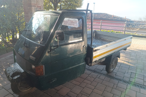 Ape piaggio funzionante+ape x pezzi di ricambio