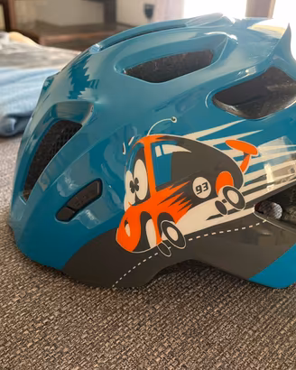 Casco bimbo cube