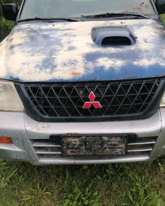 MITSUBISHI L200 4X4 MOTORE 4D56