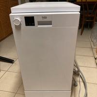 Lavastoviglie piccola