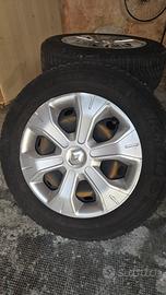Pneumatici invernali M+S 195/65 R 15 con cerchi