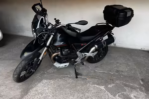 Moto Guzzi V85TT 2022