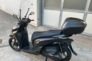 Honda SH 350 Sport