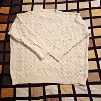 Maglione girocollo in maglia a trecce Aran bianco 