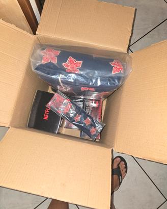 Lotto Merch Stranger Thinks - Netflix