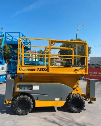 Piattaforma diesel Haulotte COMPACT 12DX 4x4