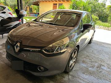 RENAULT CLIO 2013 DIESEL - AUTOCARRO
